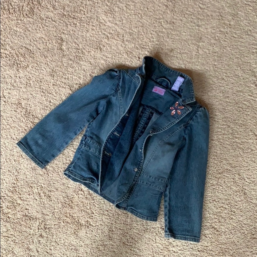 Little girl’s outer jacket